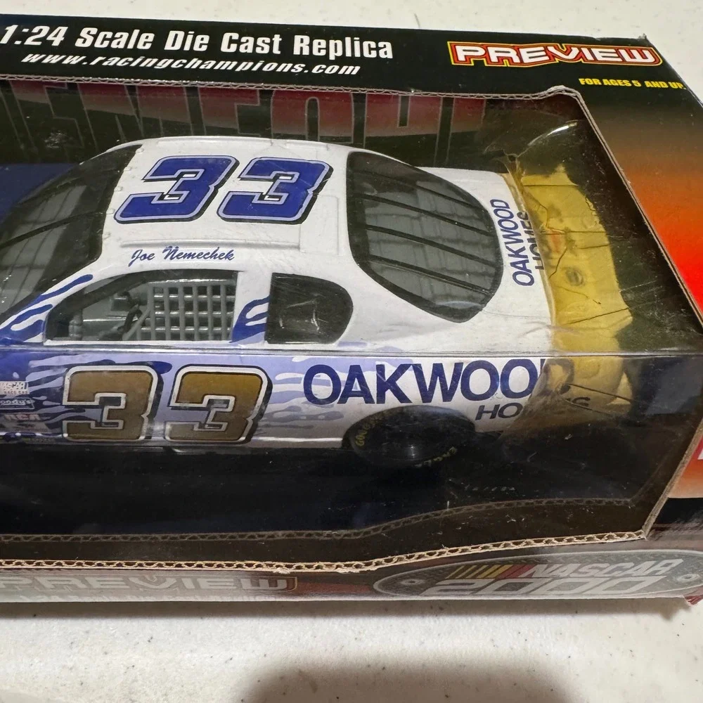 Racing Champions NASCAR 2000 Joe Nemechek‎ #33 1:24 Scale Die Cast Car 99150 Vtg